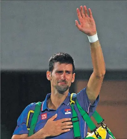  ?? ROBERTO SCHMIDT / AFP ?? Djokovic no va poder retenir les llàgrimes en el seu ràpid adéu als individual­s de Rio de Janeiro