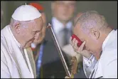  ?? AP ?? Pope Francis greets violinist Alfredo de la Fe after he played a song outside the Nunciature at the end of the pontiff’s day of activities in Villavicen­cio, Colombia Friday.