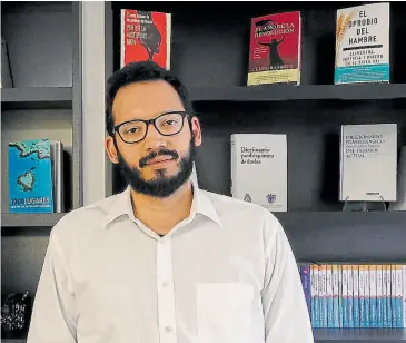  ?? EFE ?? • Rodrigo Blanco Calderón ganó la Bienal de Novela Mario Vargas Llosa.