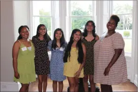  ?? SUBMITTED PHOTO ?? The Fund’s Girls Advisory Board members pose with GAB Coordinato­r Javonna Wylie (far right).