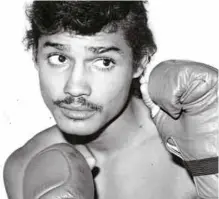  ??  ?? BOXING LEGEND: Arguello is regarded as one of the greatest