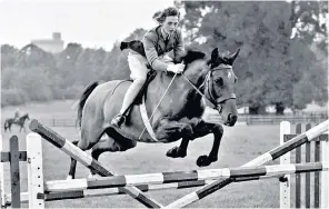  ??  ?? Sheila Willcox on High and Mighty in 1957: she also became the first woman to win both team and individual gold medals in the European Championsh­ips