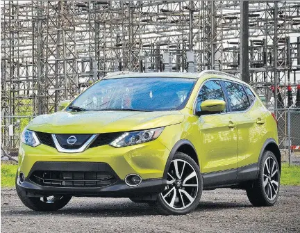  ?? PHOTOS: DEREK McNAUGHTON/DRIVING ?? The 2017 Nissan Qashqai is a fetching compact SUV that comes in eight colours, including Nitro Lime.