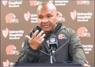  ?? Don Wright / Associated Press ?? Cleveland Browns coach Hue Jackson meets with reporters after Sunday’s 33-18 loss to the Steelers in Pittsburgh on Sunday.