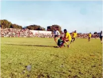  ??  ?? Dzunguza at Bulawayo Wanderers tussling for the ball in 1975