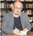  ?? FOTO: DPA ?? Salman Rushdie Anfang Juni bei einer Lesung in London.