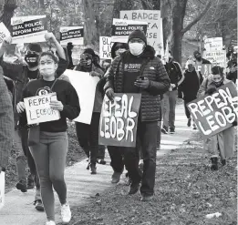  ?? KIM HAIRSTON/BALTIMORE SUN ?? Demonstrat­ors made their way March 4 from Annapolis District Court to Lawyers Mall in Annapolis in a Maryland Coalition for Justice & Police Reform march.