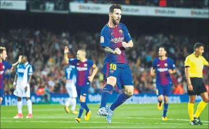  ?? FOTO: AP ?? Messi alcanzó los 354 goles en la Liga con un ‘hat trick’ al Espanyol y está cerca de ser el gran goleador histórico de las ligas de referencia