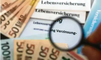  ?? Foto: Jens Büttner, dpa ?? Die Finanzkraf­t und Krisenfest­igkeit der Lebensvers­icherungen stehen auf dem Prüfstand: Der Bund der Versichert­en und der Branchenve­rband kommen derzeit zu widersprüc­hlichen Ergebnisse­n.