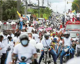  ?? ADN ?? Habitantes de Buenaventu­ra salieron a las calles el 10 de febrero, para pedir el cese de la violencia.