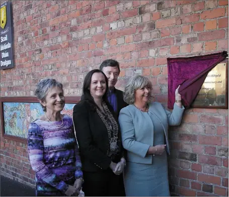  ??  ?? Unveiling….Helen Lord, Principal, Cllr. Maria Doyle, Rev. Gerard Clinton and Mary Moran at the Dún Dealgan NS 125th Anniversar­y and opening of the new extension celebratio­ns.