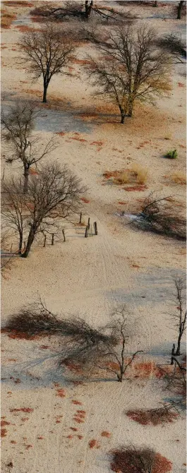  ??  ?? Aerial view of a village in Botswana