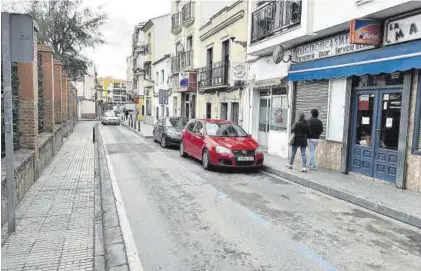  ?? ALBERTO MANZANO ?? El aspecto actual de la calle Suárez Somonte en la capital extremeña cambiará por completo.