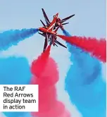  ?? ?? The RAF Red Arrows display team in action