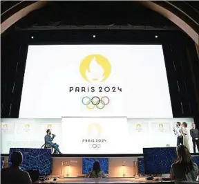  ??  ?? Lors de la présentati­on du logo Paris 2024, au Grand Rex, le 21 octobre.