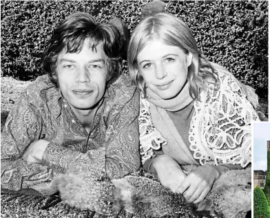  ??  ?? A lost weekend: Mick Jagger and Marianne Faithfull partied at the 800-year-old castle