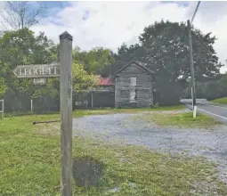  ?? BY JOHN MCCASLIN ?? A developer of U.S. Postal Service buildings wants to build a new Washington Post Office at this Warren Avenue site within the town's limits, according to Washington Mayor John Fox Sullivan.