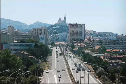  ??  ?? La pollution aux particules fines, déjà présente la semaine dernière, devrait encore l’être ces prochains jours.