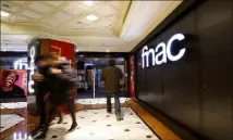  ?? (Illustrati­on J.-F.O.) ?? Le trentenair­e a récividé à la Fnac de Monaco.