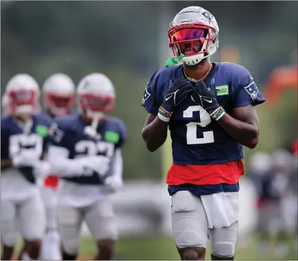  ?? NANCY LANE — BOSTON HERALD ?? Jalen Mills, shown during Patriots practice on Aug. 9, 2022, is back with the team on a one-year deal.