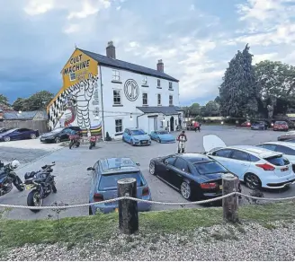  ?? ?? Caffeine & Machine’s The Hill close to Stratford-upon-avon is a hit with car enthusiast­s