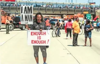  ??  ?? Segregació­n. Los crímenes por los que protestan están muy concentrad­os en los barrios negros, de bajos ingresos.