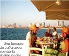  ??  ?? Une terrasse de Jaffa avec vue sur la skyline de TelAviv. Le Design Museum Holon. Le Tayelet, longue promenade en bord de mer.