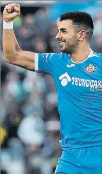  ??  ?? Ángel Rodríguez (32 años) lleva nueve goles en el Getafe, mientras Lucas Pérez (31)