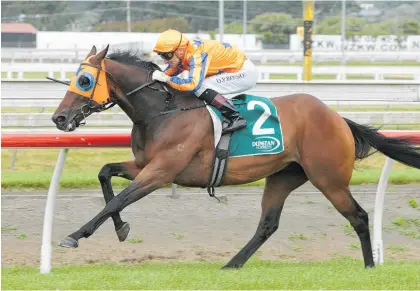  ?? Photo / Trish Dunell ?? Opie Bosson rode In A Twinkling to victory at Pukekohe on Saturday.