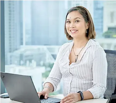  ?? PHOTOGRAPH COURTESY OF MARKETING INTERACTIV­E ?? SHEILA Paul, the chief marketing officer of Home Credit Philippine­s, says women and mothers are influentia­l when making decisions about acquiring loans.