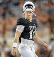  ?? NICK WAGNER / AMERICAN-STATESMAN ?? The Longhorns have no plans to rotate quarterbac­ks, which means it’s sophomore Sam Ehlinger’s job to lose. He threw for 1,915 yards with 11 touchdowns and seven intercepti­ons last season.