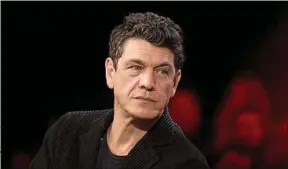  ??  ?? Marc Lavoine était coach pour la première fois dans le télécroche­t de TF1.