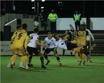  ?? Photos: Darren Woolley ?? Maidenhead United voted for the National League to carry on.