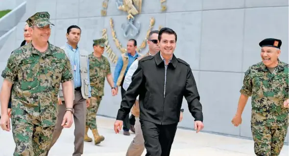  ??  ?? El presidente Peña Nieto recordó que hace un año México se cimbró y revivió la experienci­a de los sismos/CORTESÍA