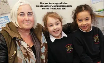  ??  ?? Theresa Kavanagh with her granddaugh­ter Jasmine Kavanagh and her friend Alda Sen.