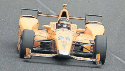  ?? FOTO: GETTY IMAGES ?? Fernando Alonso podría desembarca­r en la IndyCar a tiempo compelto en 2019 pero tardará un mes en anunciar sus intencione­s