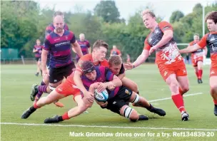  ?? ?? Mark Grimshaw drives over for a try. Ref134839-20