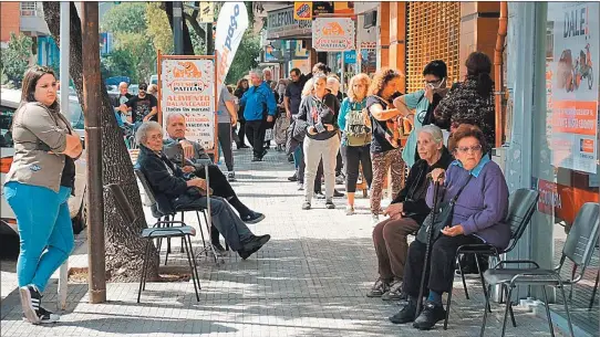  ?? CEDOC PERFIL ?? OLVIDADOS. La canasta básica de un jubilado llega a casi los 686 mil pesos, según datos de la Defensoría de la Tercera Edad.