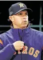  ?? Karen Warren / Staff photograph­er ?? Buck Showalter, left, and John Gibbons, center, have combined to manage 31 big league seasons. Bench coach Joe Espada is considered the top internal candidate.