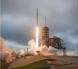  ?? © epa ?? SpaceX bracht vorige week met succes een onbemande capsule naar het Internatio­naal Ruimtestat­ion.