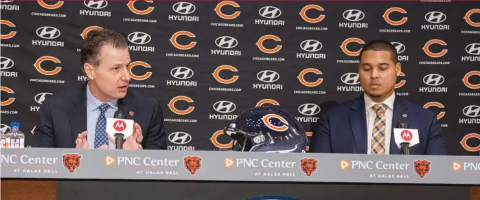  ?? ANTHONY VAZQUEZ/SUN-TIMES ?? The inability of Bears general manager Ryan Poles (right) to settle the contract dispute with Roquan Smith has put coach Matt Eberflus (left) in an awkward position.