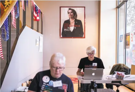  ?? Jessica Christian / The Chronicle ?? Volunteers work at a San Francisco campaign office set up by House Minority Leader Nancy Pelosi to support Democrats running in Tuesday’s midterm elections. Pelosi or Rep. Kevin McCarthy, R-Bakersfiel­d, is expected to gain the speakershi­p.