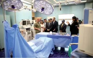  ?? DICOM ?? Danilo Medina durante recorrido por el Buque Hospital del Comando Sur de EEUU.