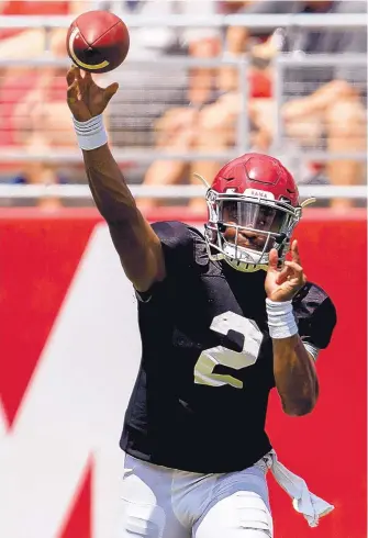  ?? VASHA HUNT/ALABAMA MEDIA GROUP VIA AP ?? Sophomore quarterbac­k Jalen Hurts led Alabama to the national championsh­ip game last season, which the Tide lost to Clemson. No. 1 Alabama plays No. 3 Florida State in a season-opening showdown.