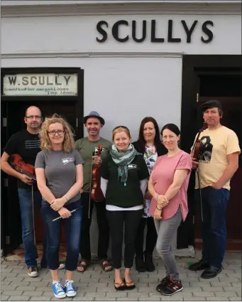  ??  ?? Some of the committee members of the upcomming Scullys Fest 2018, running from Thursday 9th - 13th August in Newmarket. See the full programme at scullysfes­t.com Photo: Eileen O’Connor