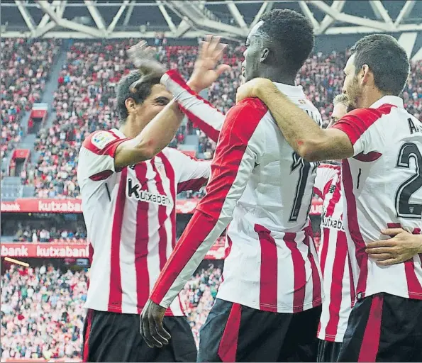  ??  ?? Alegría rojiblanca Los jugadores del Athletic pudieron celebrar sendos tantos ayer ante el Girona, que sirvieron para sellar la victoria del equipo bilbaíno. Aduriz y Muniain fueron los autores de los goles