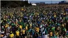  ??  ?? Thousands attended a rally to support voting system changes in the capital Brasilia