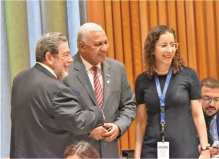  ?? Photo: PM’s Office ?? Prime Minister Voreqe Bainimaram­a (middle) with delegates in New York, United States.