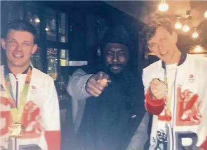  ??  ?? ●●Jamie Rawsthorne, left, and Harry Alsop with Will.I.Am in Manchester