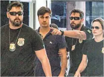  ?? MARCIO MERCANTE / AGENCIA O DIA ?? Felipe Picciani (sem barba) foi preso em Minas e trazido para o Rio